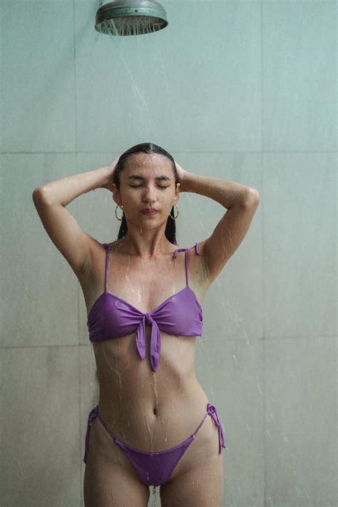 Ogól bikini jak profesjonalistka Poradnik krok po kroku jak wygolić bikini bez podrażnień
