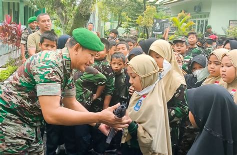 Kunjungan Kelas Inspirasi Kodim Bojonegoro Kenalkan Tugas TNI KODIM