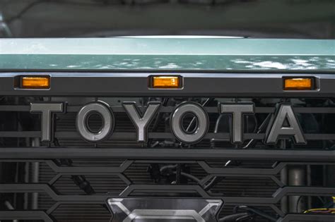 Yotaverse V2 Tacoma Pro Grille For 3rd Gen Tacoma Install Review