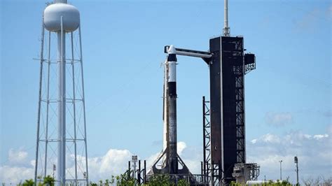 Spacex Kembali Luncurkan Astronot Nasa Ke Iss