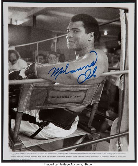 Muhammad Ali Vintage Signed Photograph Boxing Collectibles Lot