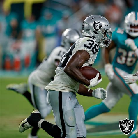 Raiders Rookie Running Backs Continue to Shine - Sports Illustrated Las ...