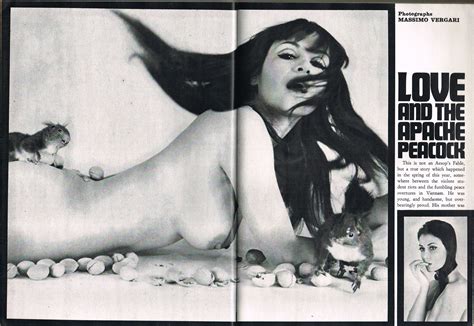 Naked Колетт Декомб Added 07 19 2016 by DragonRex