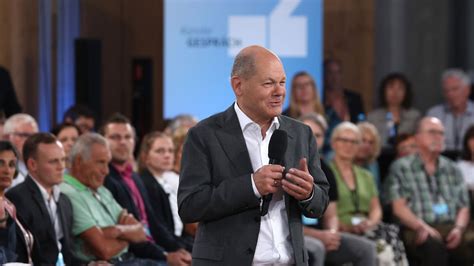 Der Tag Scholz Lehnt Bei B Rgerdialog Tempolimit Ab N Tv De