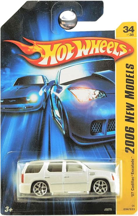 Amazon Hot Wheels 2006 034 New Models 07 2007 Cadillac Escalade 1 64 Scale Toys Games