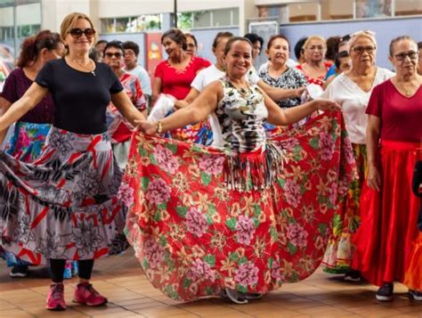 Sexta Dançante movimenta programação de Dia das Mães no CECF Teonízia