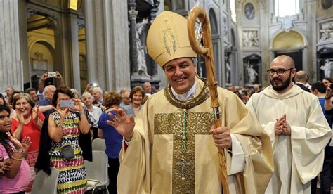 23 Tra Cardinali E Vescovi Per L Insediamento Di Mons Gianpiero