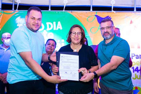 Lazer Prefeita Suzana Ramos Assina Ordem De Serviço E Praça Da Vila