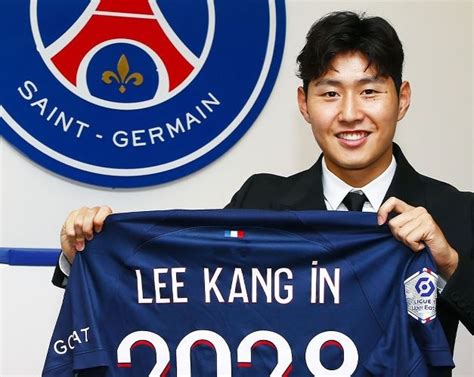 Vừa đến PSG Lee Kang in đã bị CĐV phản đối