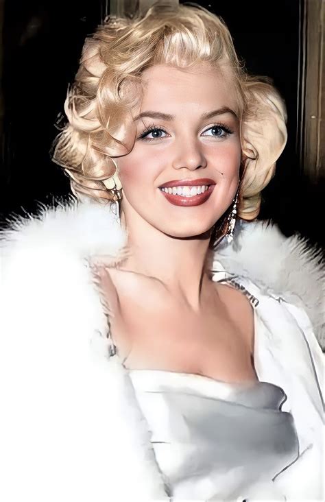 Pin by Everton Santos on Atrizes de 50 e 60 | Marilyn monroe portrait ...