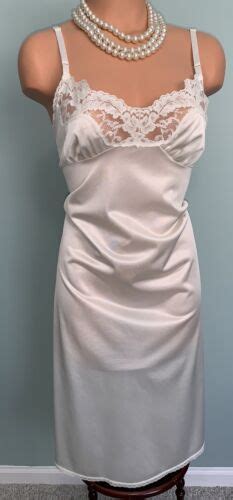 Vtg Silky Nylon Satiny Soft Full Slip Dress Ivory Sz 36 38 Stunning