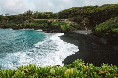 8 Must Visit Road To Hana Stops In Maui Hawaii