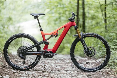 First Ride Nuova Flyer Uproc Arma Da Enduro Ebike Mag