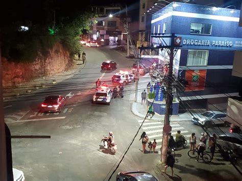 Urgente Bandidos Tentam Assaltar Farm Cia No Bairro Para So Em