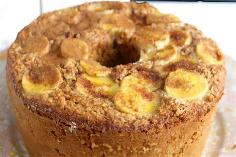 Bolo de banana aveia fácil é só misturar todos os ingredientes e