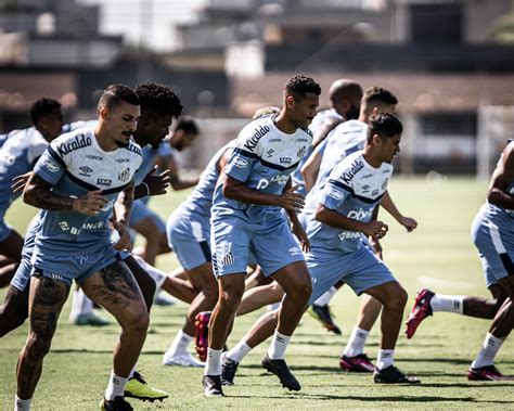 Santos Faz Treino Físico E Técnico No Ct Rei Pelé De Olho Na Sequência