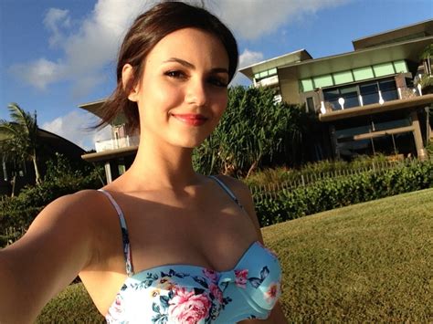 Victoria Justice Naked 29 New Photos TheFappening