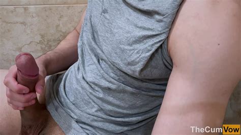 Hunk Veiny Guy Jerking Off His Large Cock Gay Amateur Porn Feat Thecumvow Xhamster