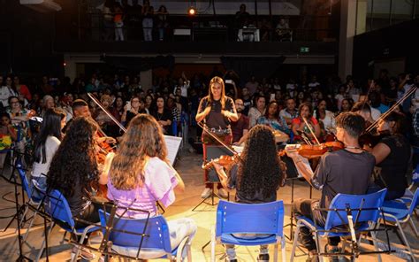 Escola Vocacionada à Música realiza 1o Show de Talentos Especial