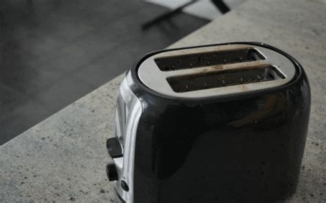 Fork In Toaster Is It Safe To Put It