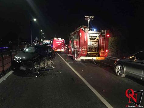 Caselle Torinese Brutto Incidente In Via Torino Due Feriti Foto