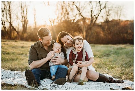 outdoor family portraits