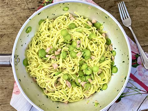 I Tagliolini Con Zucchine Trombetta E Salmone Sono Un Primo Ottimo