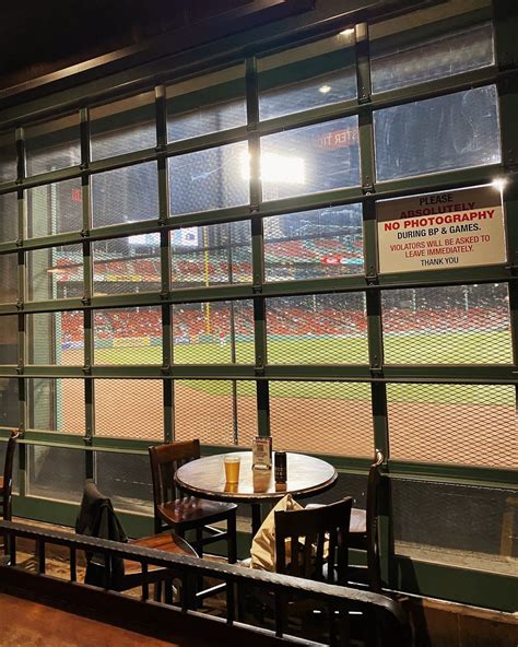 15 Restaurants And Bars Near Fenway Park 04 16 24