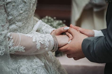 Wedding holding hands stock image. Image of life, marriage - 254984419