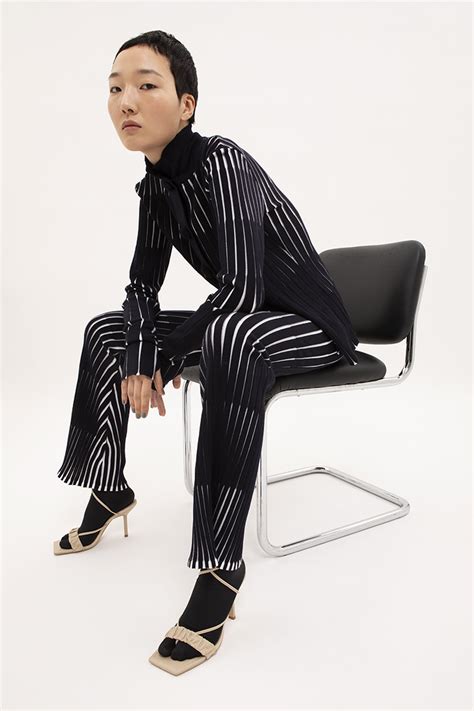 LOOKBOOK: 16R Fall Winter 2020.21 Womenswear Collection