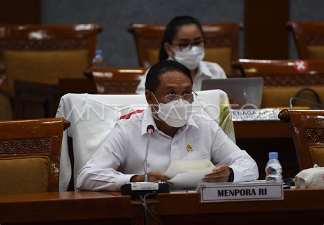 PEMBAHASAN RUU SISTEM KEOLAHRAGAAN NASIONAL ANTARA Foto