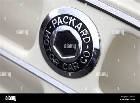 Packard car logo hi-res stock photography and images - Alamy