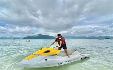 Pantai Mutiara Trenggalek Tawarkan Keindahan Alam Di Permukaan Bawah