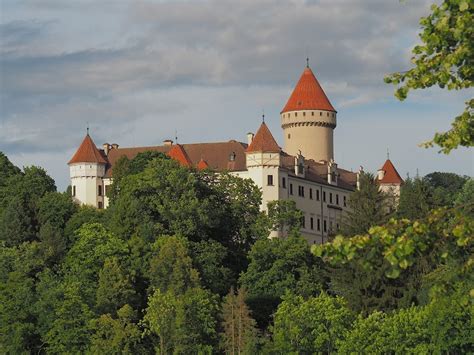 Benešov, Czech Republic – Flybreak