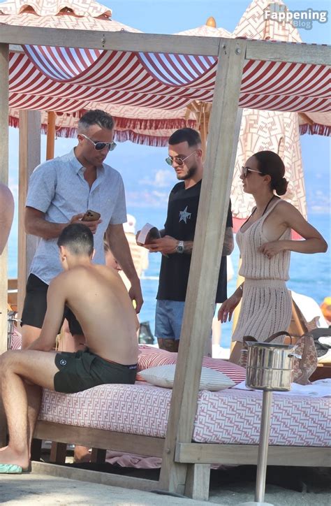 Bouchra Van Persie Nude Celebs The Fappening Forum