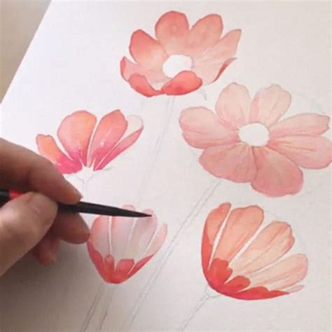 Cómo dibujar en tres pasos bonitas flores según esta artista coreana