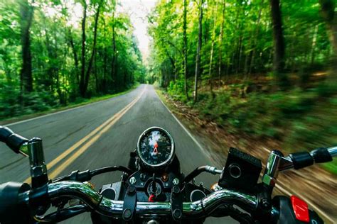 Il Viaggio Perfetto Per Chi Ama Andare In Moto Ecco La Strada Degli