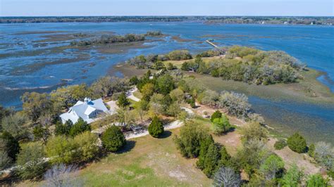 Wadmalaw Island Offers Private Retreat From Metro Charleston William Means