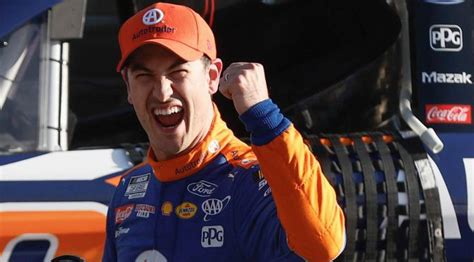 Joey Logano's last-lap pass bags Atlanta victory | NASCAR