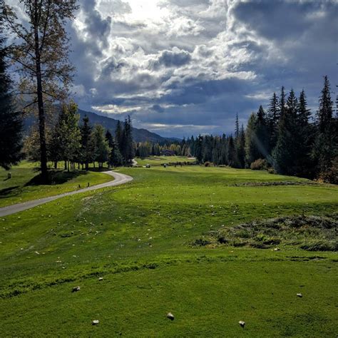 FAIRMONT CHATEAU WHISTLER | Rockstar Golf Tours