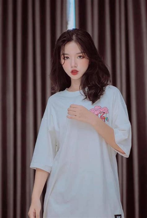 Dàn hot girl của ĐH Kinh tế Quốc dân có người từng lên báo nước ngoài Netizen Việt Giải Trí