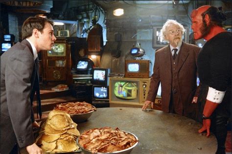 Хеллбой герой фото