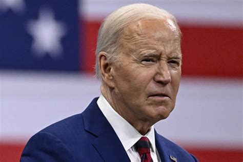 Joe Biden Está Perdiendo El Apoyo De Los Votantes Jóvenes Revela