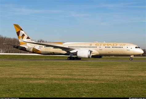 A Blo Etihad Airways Boeing Dreamliner Photo By Maarten Dols