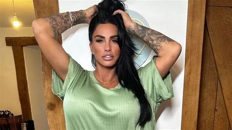 Katie Price Goes Instagram Official With E Married At First Sight S