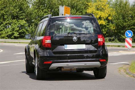 Spyshots 2016 Skoda Snowman 7 Seat Crossover Testing At Nurburgring As