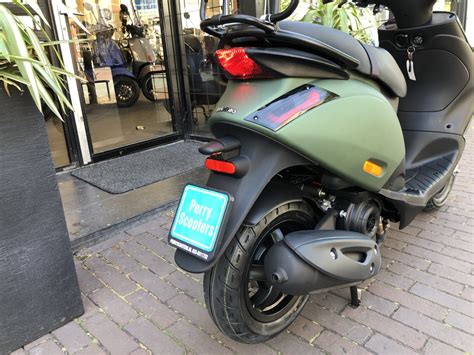 Piaggio Zip Sp Iget 4t 3v Euro 5 Specialpaint Army Green Perry