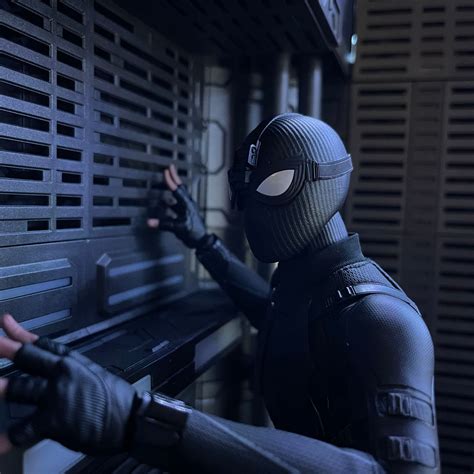Hot Toys Explore The Spider Verse Mcu Spider Man Stealth Suit