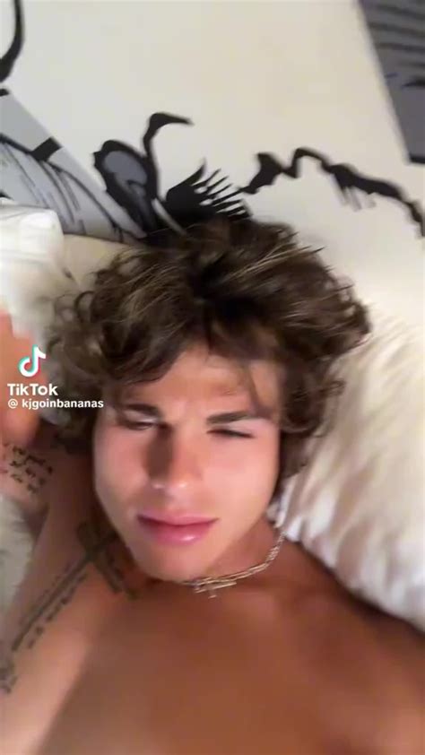 Silly Kj Jackson Savannah Bananas Cute Celebrity Guys Hot Baseball Guys Cute Celebrities