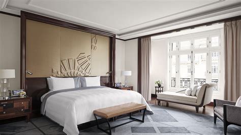 5 Star Hotel Rooms & Suites - Paris | The Peninsula Paris